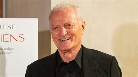 libri sull azienda versace santo versace